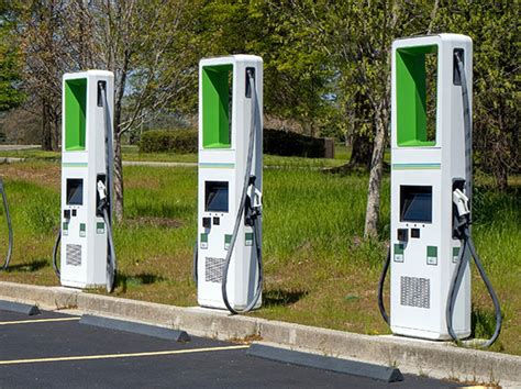 Toyota EV Charging FAQs | New Toyota near Creve Coeur, MO