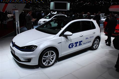 Volkswagen Golf GTE Plug-In Hybrid: Live Photos From Geneva