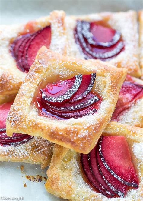 Easy Mini Plum Tarts Recipe With Puff Pastry - Cooking LSL