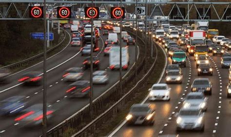 Smart motorway - How speed cameras work and how you can be fined - Car in My Life