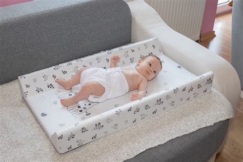 Best Changing Pads 2021: A Quick and Easy Diaper Surface - LittleOneMag