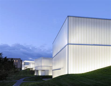 Steven Holl's Modern Art Museum is a Luminous Iceberg