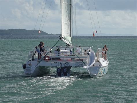 Traveler Catamaran Fajardo, Puerto Rico - Descubra Puerto Rico