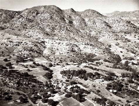 A drifting cowboy: Double R Bar Ranch -- Roy Rogers’ Chatsworth Home