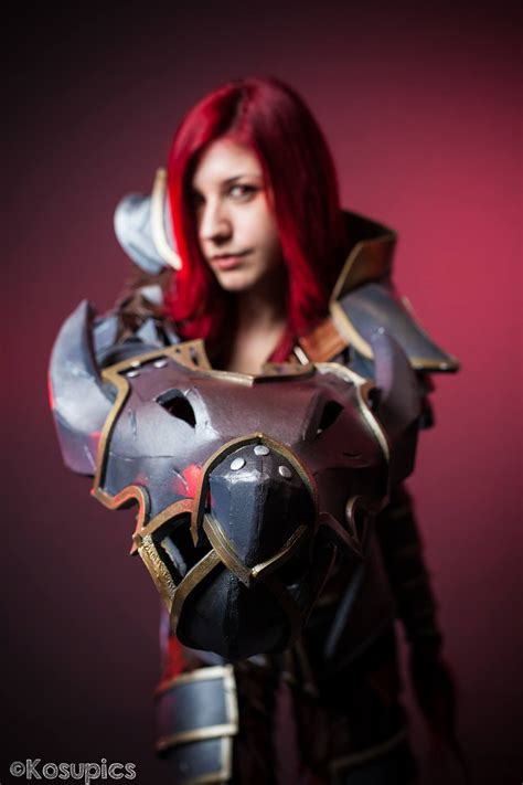 Ironscale Shyvana cosplay | Cosplay costumes, Cosplay, League of legends