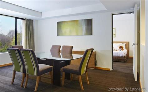 Crowne Plaza Canberra,Canberra:Photos,Reviews,Deals