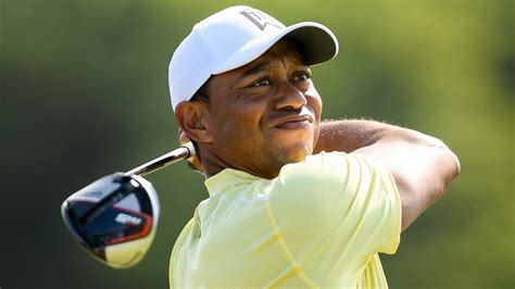 Report: Tiger's driver among those selected for R&A testing