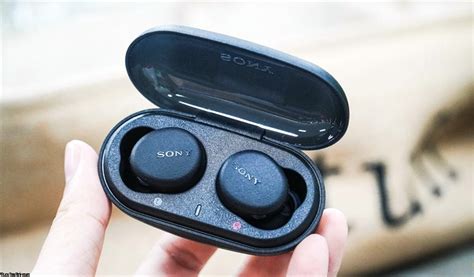 Sony WF-XB700 Review: Good Sound for People Who like Vibrant Music