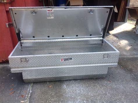 Tractor Supply TSC aluminum truck tool box. 19" high, 60" wide, 27" deep with lock and keys for ...