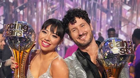 Xochitl Gomez and Val Chmerkovskiy Are the Season 32 ‘Dancing With the ...