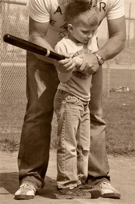 Father and Son Baseball #photography | Father and son, Dad son photography, Baseball pictures