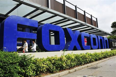 Apple Supplier Foxconn to Build $270 Million Plant in Vietnam, Likely ...