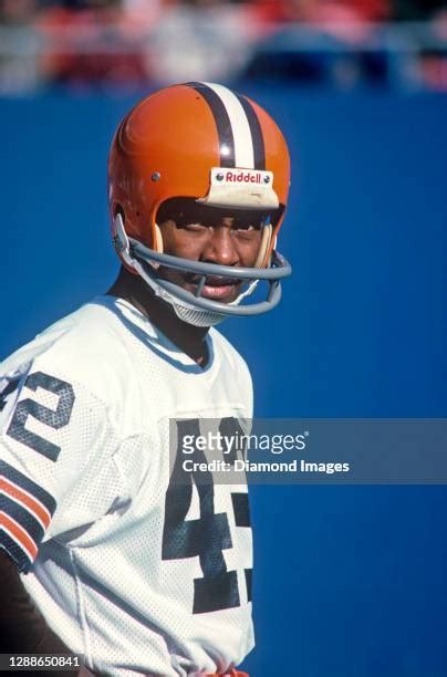 Paul Warfield Browns Photos and Premium High Res Pictures - Getty Images