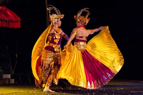 19 TARIAN TRADISIONAL KHAS BALI YANG HARUS DILESTARIKAN | SENI - BUDAYA ...