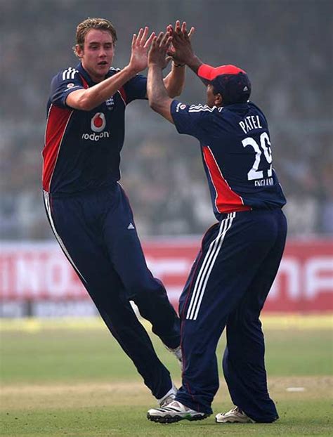 Stuart Broad celebrates bowling Suresh Raina | ESPNcricinfo.com