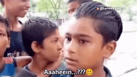 Aaye Aayein GIF - Aaye Aayein Aahe - Discover & Share GIFs | Very funny jokes, Funky quotes ...