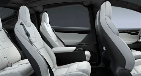 tesla-model-x-rear-center-console-6-seat - TESLARATI