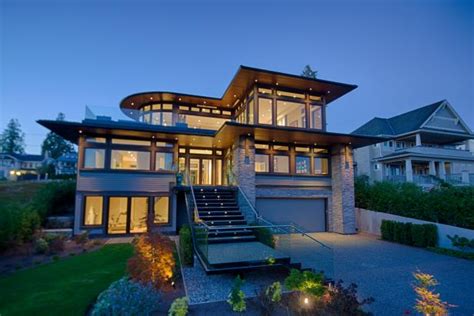 Contemporary Architecture | HGTV