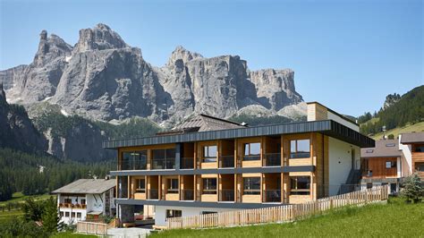 Ein Bergtraum: 3-Sterne-Superior Hotel Sport in den Dolomiten