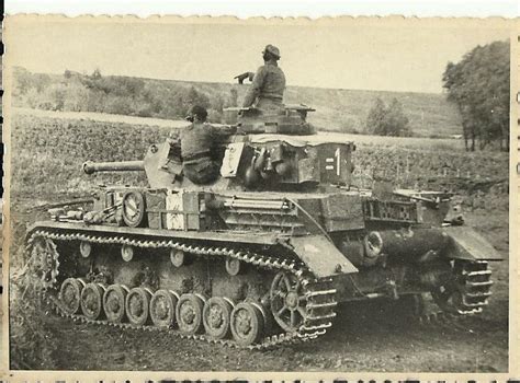 Pz. IV Ausf. F2 - #1 of the Großdeutschland Pz.Div. advancing towards Woronesh in the summer of ...