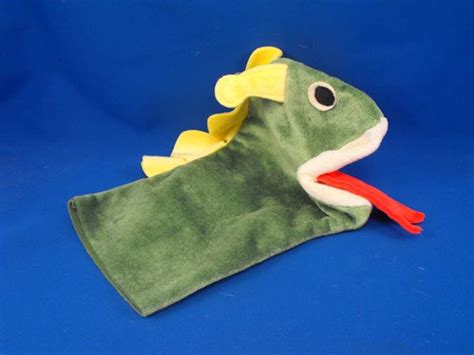 Baby Einstein Large Bard the Dragon Green Bath Hand Puppet