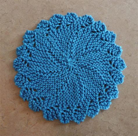 Perfect One-Ounce Dishcloth - FREE Patterns: FREE PATTERN #11 - Knitlist Lacy Round Dishcloth