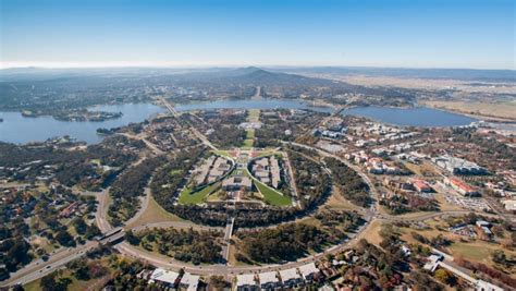 Canberra - hlavní město Austrálie - - jacestovatel.cz