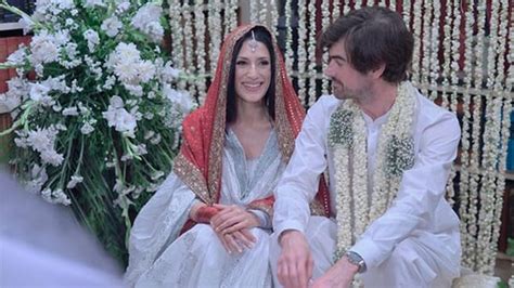 Former Pakistan PM Benazir Bhutto's niece, Fatima, ties knot with Graham | World News ...