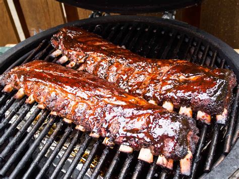 A Beginner’s Guide to Smoked Beef Ribs | ChefsTemp