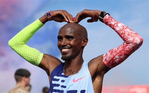 Mo Farah's career reaches emotional end at the Great North Run