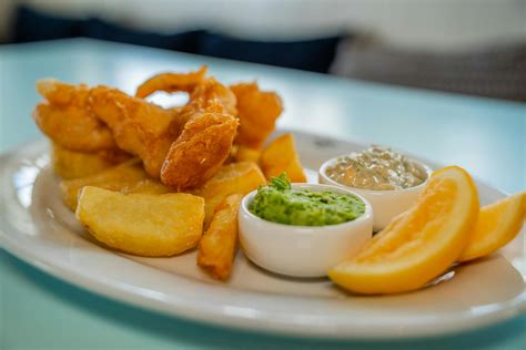 The Top 6 Restaurants With Fish & Chips On The Menu | Dish Cult