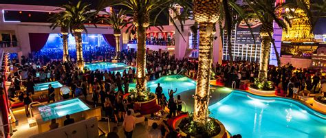 Drais Rooftop Nightclub - HIPHOP SUNDAY! - 16 FEB 2020