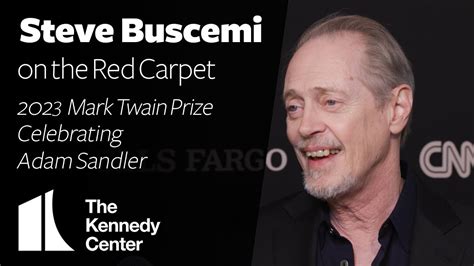 Steve Buscemi - 2023 Mark Twain Prize Red Carpet (Adam Sandler) - YouTube