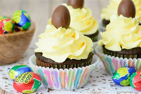 Cadbury Creme Egg Cupcakes Recipe + Buttercream Frosting