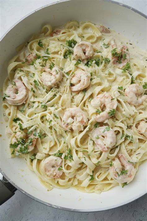 Creamy Linguine Shrimp Alfredo - Food Dolls