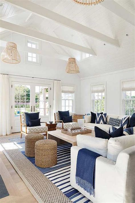 Why Hamptons style is perfect for casual coastal living | home decor guide