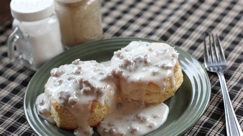 Venison Sausage Gravy Recipe - Game & Fish