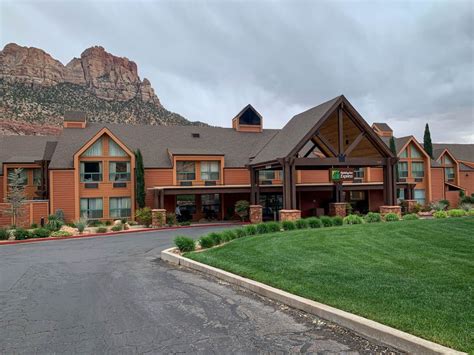 Where To Stay In Zion National Park: Best Hotels + B&B's