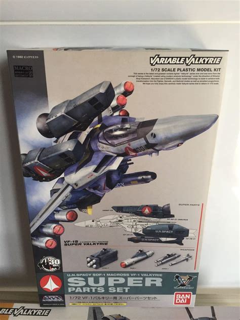 Bandai Macross 1/72 VF-1S Model Kit, Hobbies & Toys, Toys & Games on ...