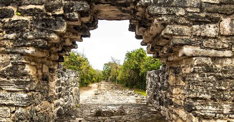 Cozumel, Mexico Mayan Ruins, Beach & Island Overview Excursion | Norwegian Cruise Line