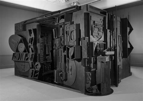 Louise Nevelson – Sculptures Connected to the Past | DailyArt Magazine