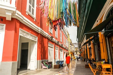 The historic center of Callao - Peru | Street art, Street, History