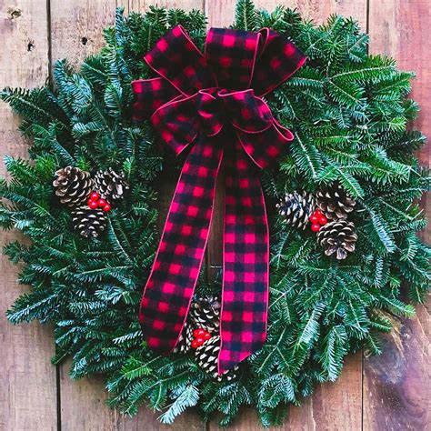 Traditional Balsam Fir Wreath with Specialty Bow