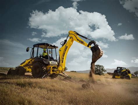 Loader Backhoes | New Holland Construction