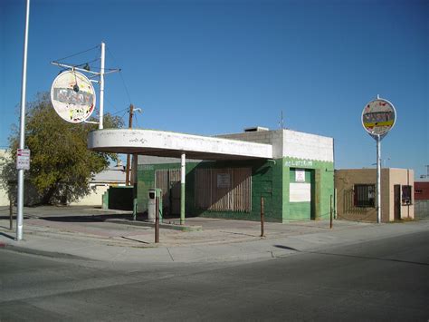 Husky Gas Station | North Las Vegas, Nevada Built in 1946 as… | Flickr