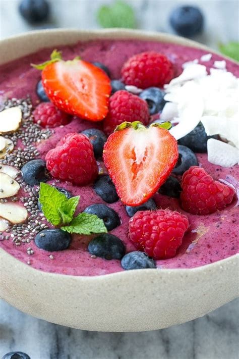 Quick and Easy Acai Bowl Recipe - Dinner at the Zoo