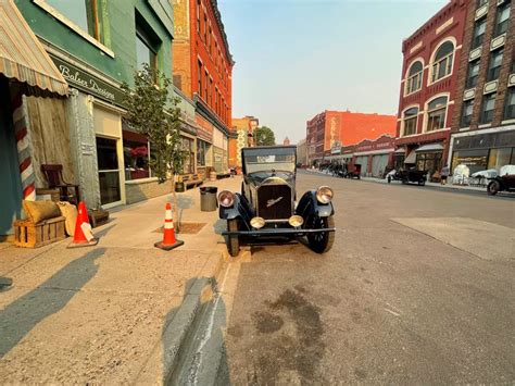 First ever look at Yellowstone prequel "1923" set from Butte, MT