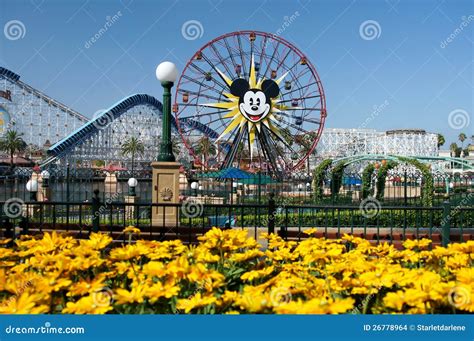 Mickey Mouse Ferris Wheel Disneyland Editorial Stock Image - Image of mickey, amusement: 26778964