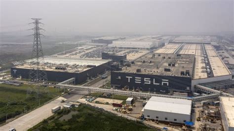 Shanghai factory upgrade slashed Tesla’s China sales last month | CNN Business