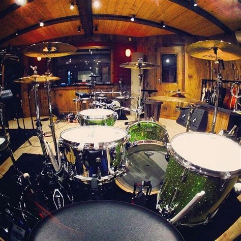 Travis Barker! | Drums, Drum music, Drums studio